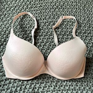 Victoria’s Secret 34D Demi Uplift